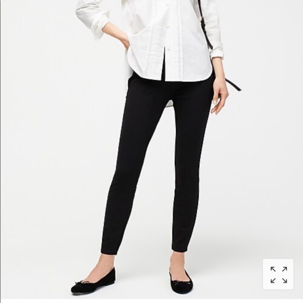 ⭐️ J. Crew Black Pixie Pants Style 31090